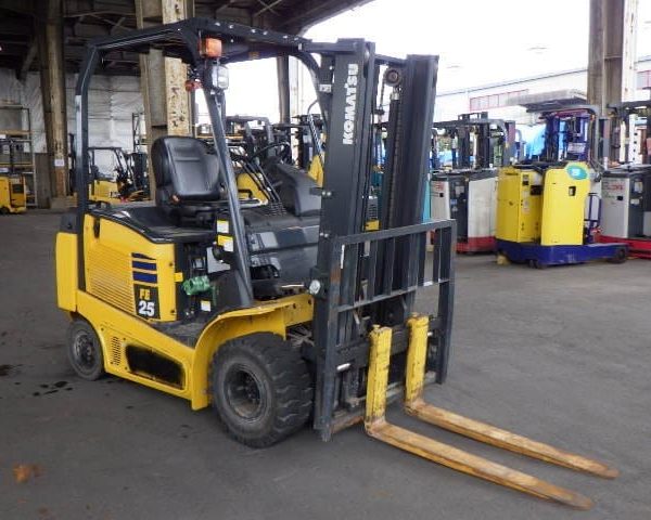 Xe Nang Dien Komatsu