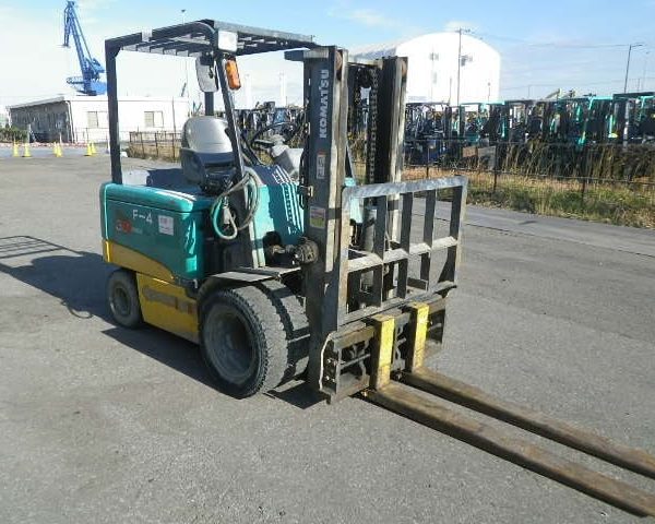 Xe nâng điện 3 tấn Komatsu FB30-11