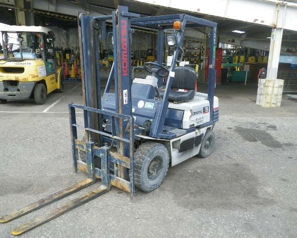 Xe nâng xăng 1.5 tấn Komatsu FG15L-15