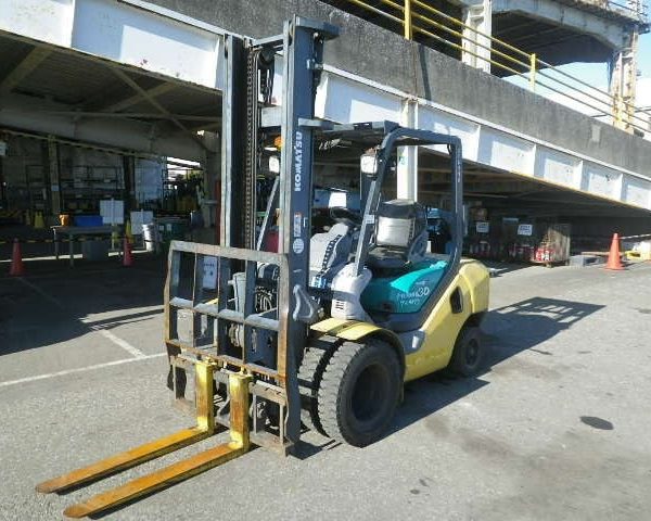 Xe nâng dầu 3 tấn Komatsu FD30HT-16
