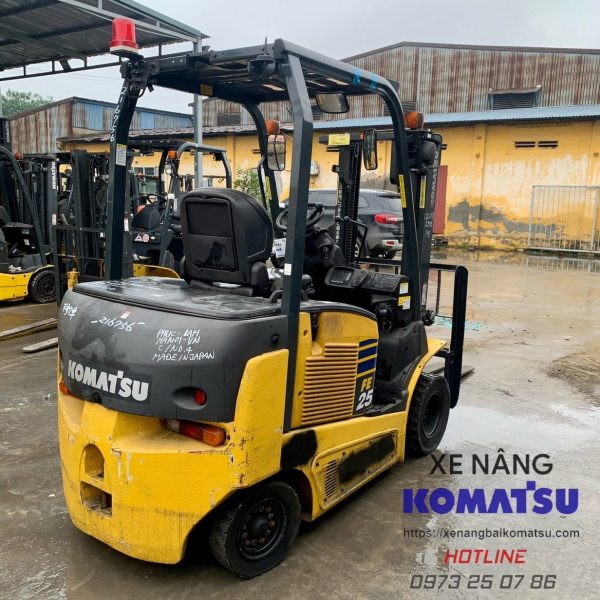 Xe Nâng Điện Komatsu 2.5 Tấn (3)