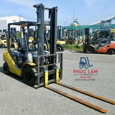 XE NÂNG DẦU DIESEL KOMATSU NHẬT 2.5 TẤN MODEL FD25T-17 CŨ 341511