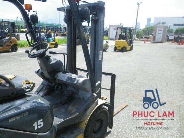 Xe Nâng Dầu Komatsu 1.5 Tấn 2010 (1)