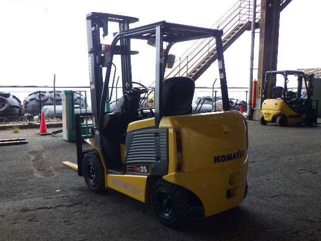 XE NÂNG ĐIỆN KOMATSU 3 TẤN FE30-2 2023 - Ảnh 3