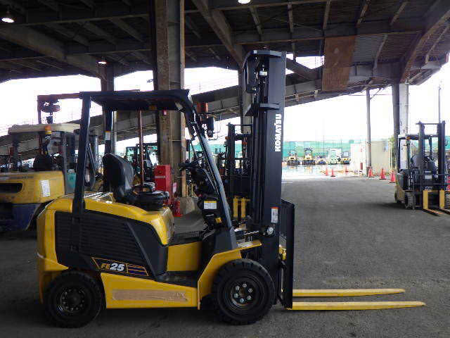 XE NÂNG ĐIỆN KOMATSU 3 TẤN FE30-2 2023 - Ảnh 2