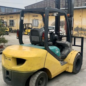 Xe nâng cũ chạy dầu 3 tấn Komatsu FD30T-16