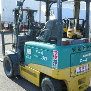 Xe nâng điện 3 tấn Komatsu FB30-11