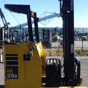 Xe nâng điện đứng lái 2.5 tấn Komatsu FR25S-1