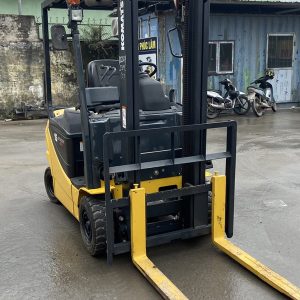 Xe nâng điện Komatsu ngồi lái 1,5 tấn FB15-12
